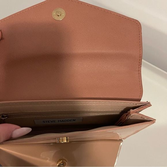 Steve Madden clutch - Picture 4 of 4